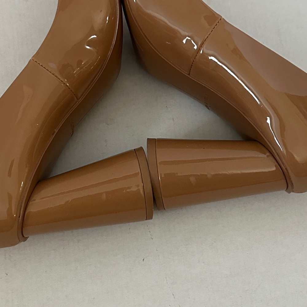 Chelsea & Violet Elegant Tan patent leather Pumps sz 7 - Picture 5 of 10